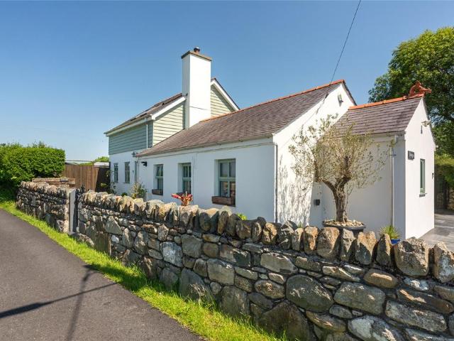 House for sale in Llandwrog, Wales