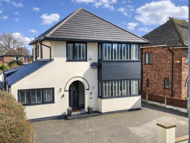 House for sale in Moreton, Wirral