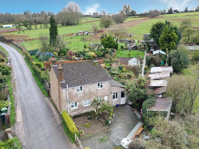 House for sale in Woolaston, Bromsberrow Heath