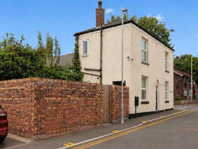 House for sale in Newtown, Salford
