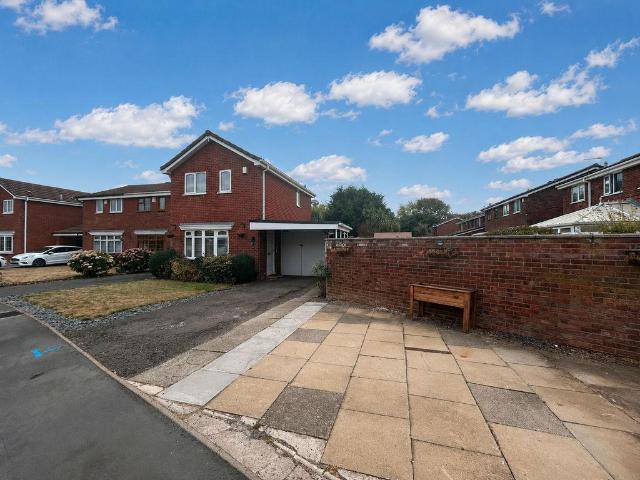 House for sale in New Invention, West Midlands