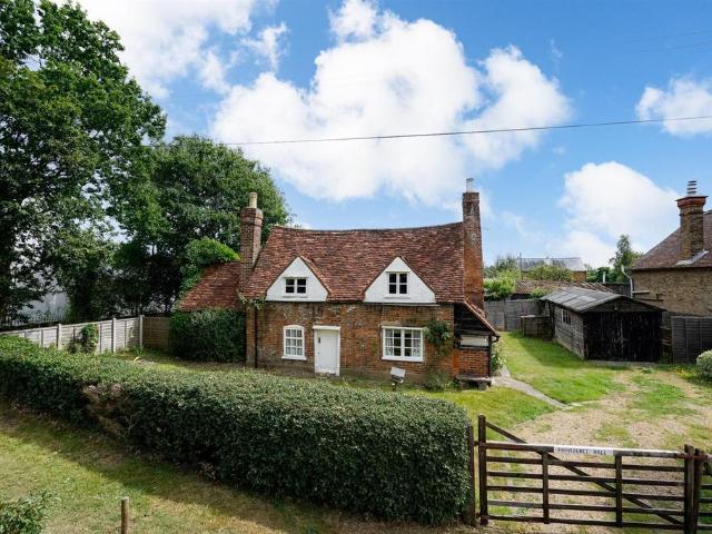 House for sale in Batchworth, Hertfordshire