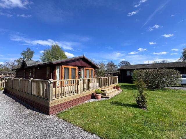 House for sale in Escrick, North Yorkshire