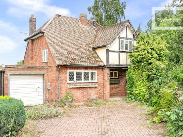 House for sale in Coopersale Street, Epping
