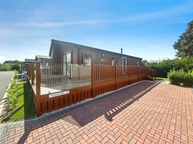 House for sale in Littlecote, West Sussex
