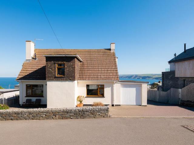 House for sale in Port Gaverne, Port Isaac