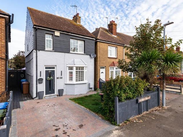 House for sale in Mile Town, Swale