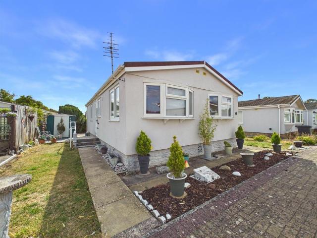 House for sale in Gloucester, Gloucestershire