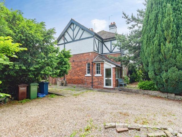 House for sale in Baswich, Staffordshire