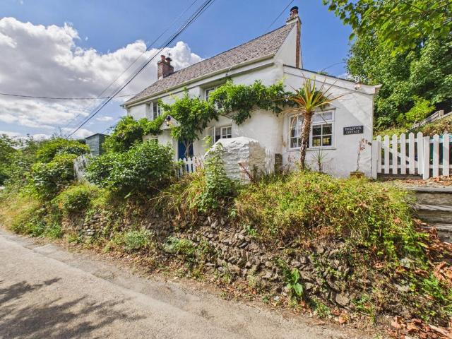 House for sale in St. Ewe, Cornwall