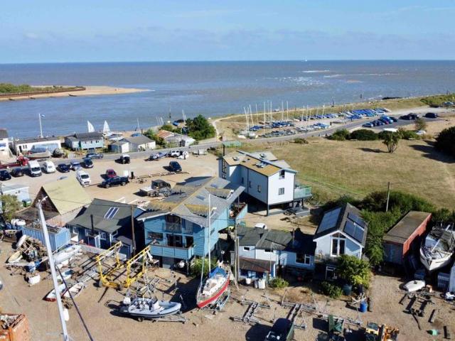 House for sale in Felixstowe, Eastbridge