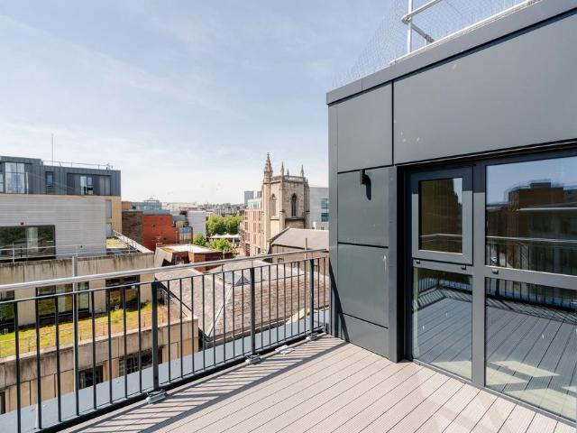 Flat for sale in Redcliffe, Feckenham