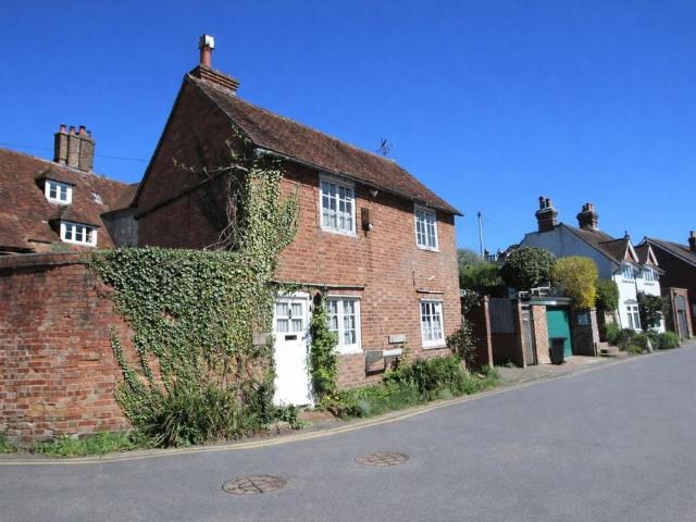 House for sale in Mayfield, Cross In Hand