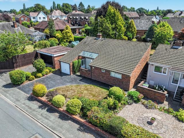 House for sale in Merryhill, West Midlands