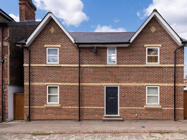 House for sale in Trench Wood, Bourne Vale