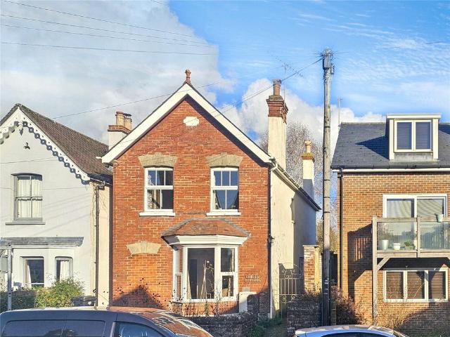 House for sale in Littlecote, West Sussex