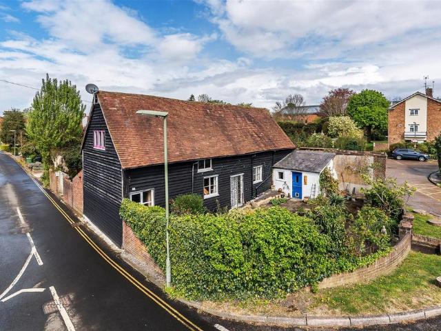 House for sale in Pachesham Park, Surrey