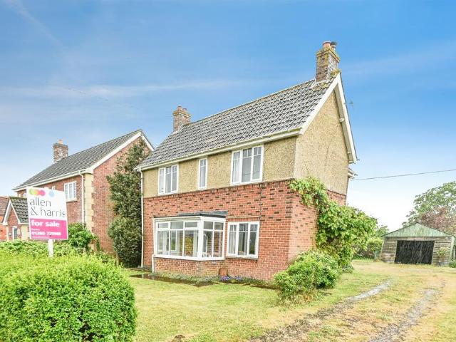 House for sale in Rowde, Wiltshire
