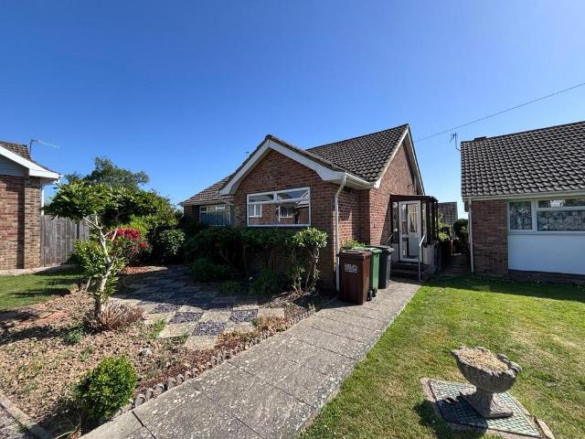 House for sale in Silverhill Park, Guestling Green
