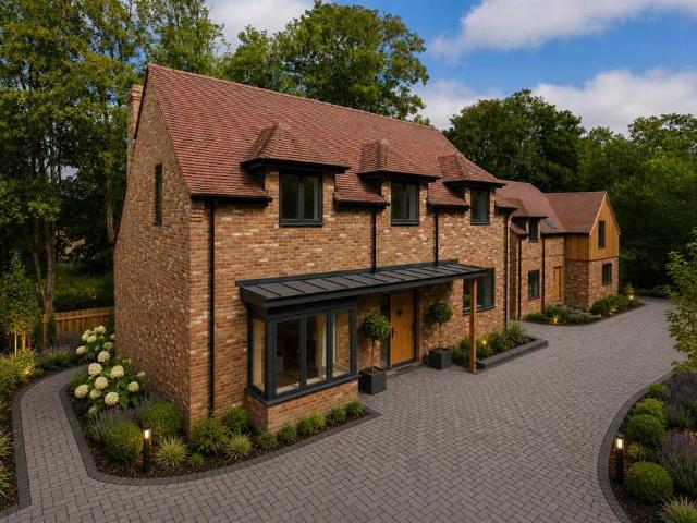 House for sale in Old Wives Lees, Bridgefield