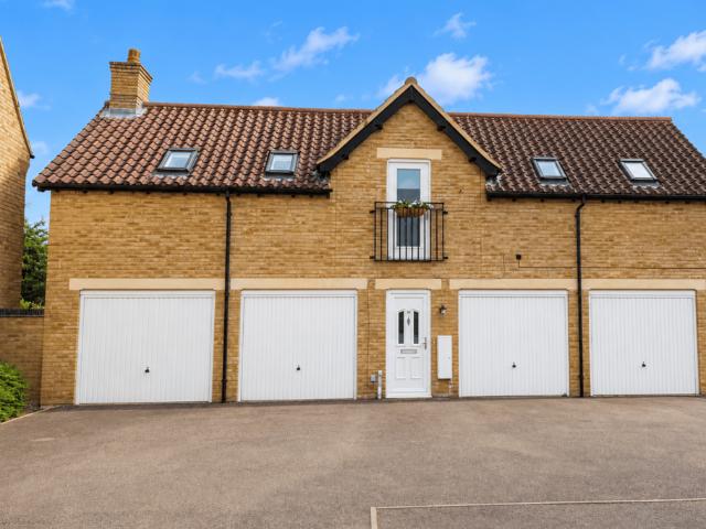 House for sale in Fairfield Park, Bedfordshire
