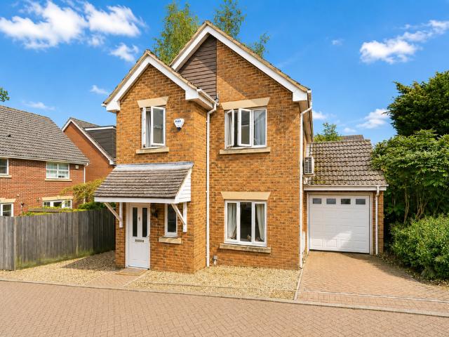 House for sale in St Albans, Five Acres