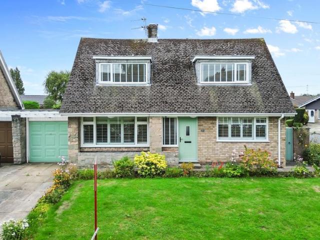 House for sale in Greystone Heath