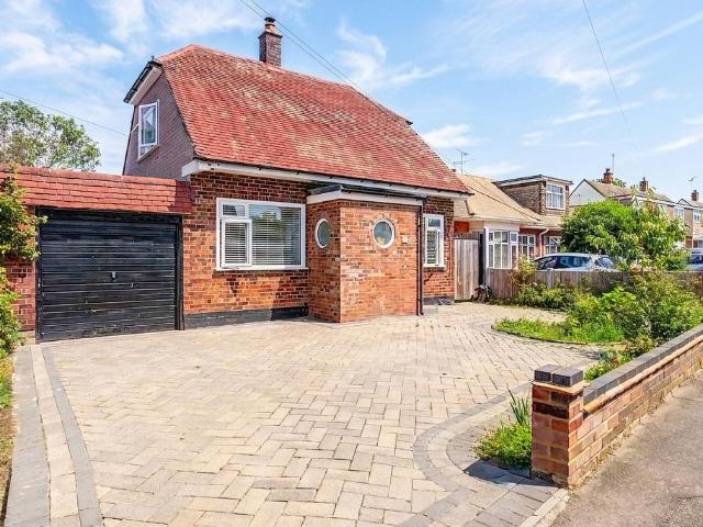 House for sale in South Benfleet, Essex