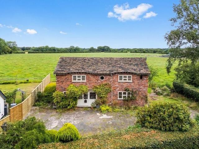 House for sale in Lower Withington