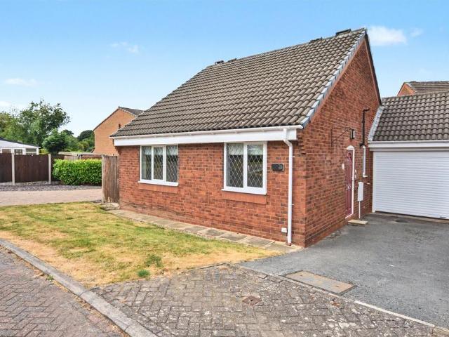 House for sale in Whitkirk, Colton