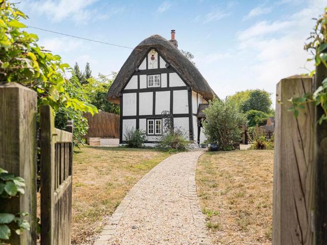 House for sale in Berrick Salome, Oxfordshire
