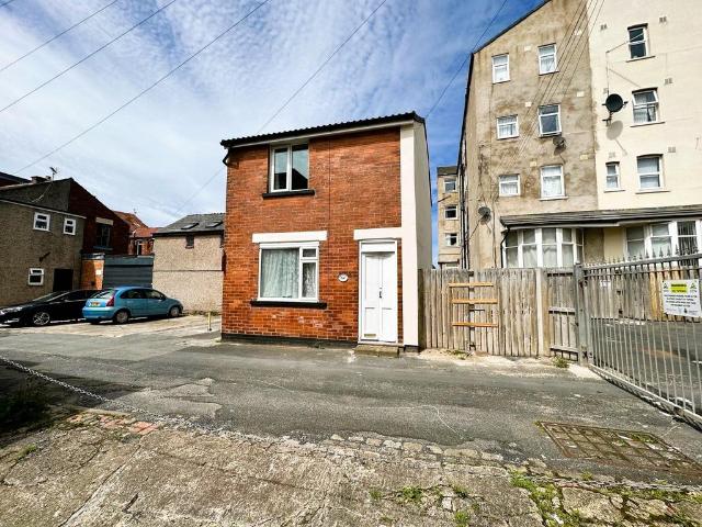 House for sale in Revoe, Blackpool
