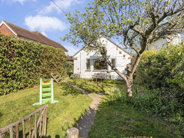 House for sale in Berrick Salome, Oxfordshire
