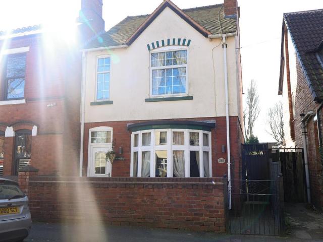House for sale in Bloxwich, West Midlands