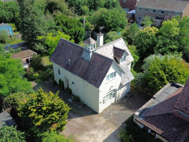 House for sale in Bengeworth, Crookhill