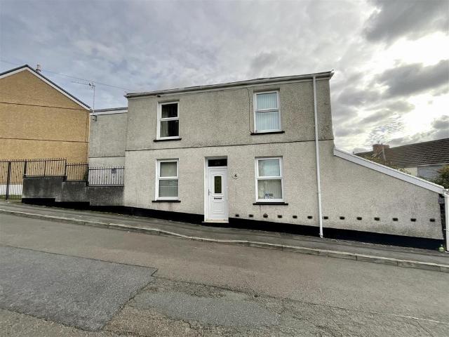 House for sale in Wern, Llanelli