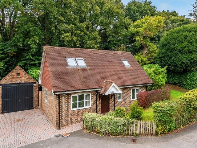House for sale in Limpsfield, Tandridge