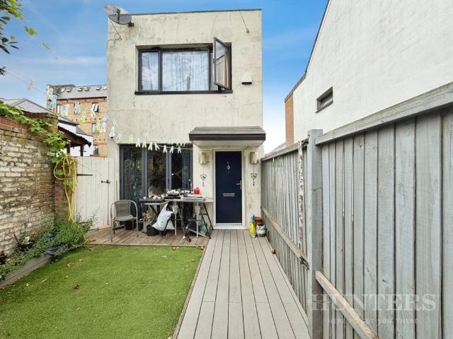 House for sale in Beddington, Greater London