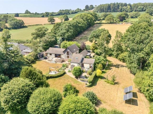House for sale in Chardstock, Budlake