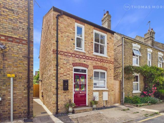 House for sale in Huntingdon