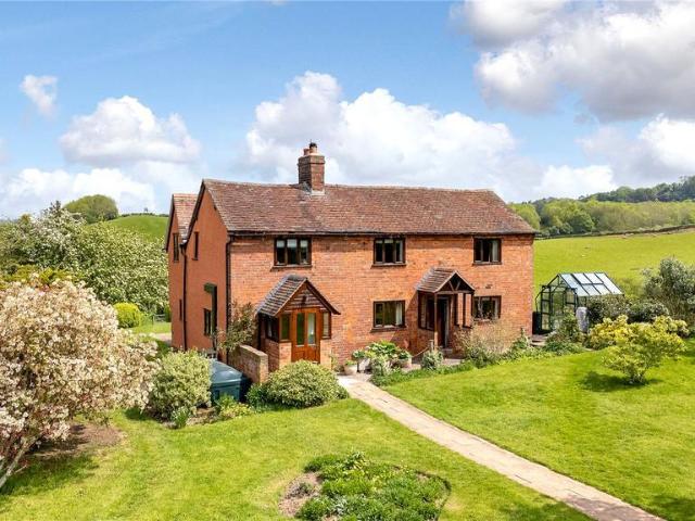 House for sale in Rochford, Forthampton