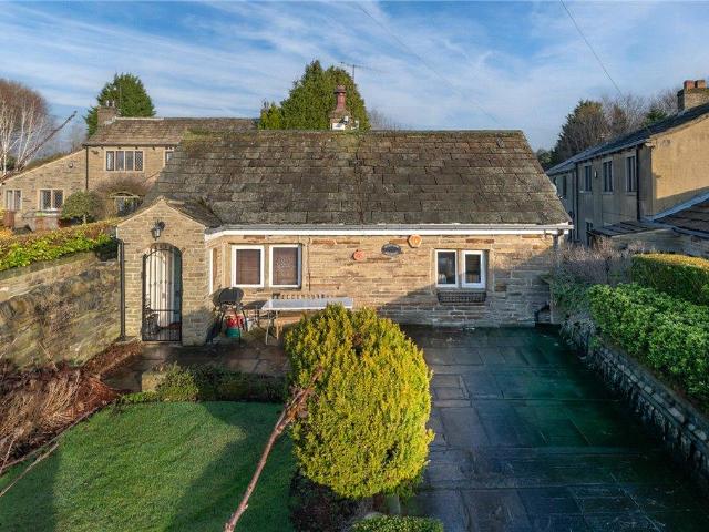House for sale in West Yorkshire