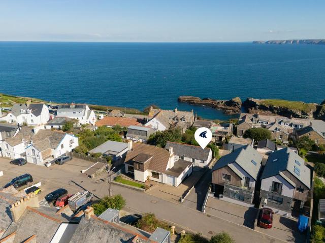 House for sale in Port Gaverne, Port Isaac
