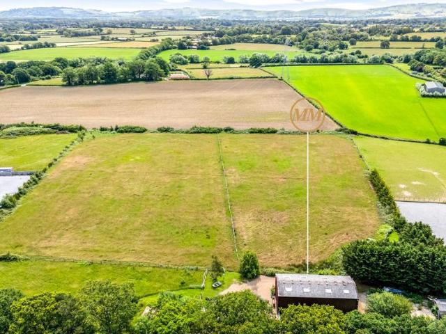 House for sale in Horsham, West Sussex