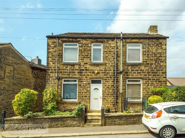 House for sale in Milnsbridge, West Yorkshire