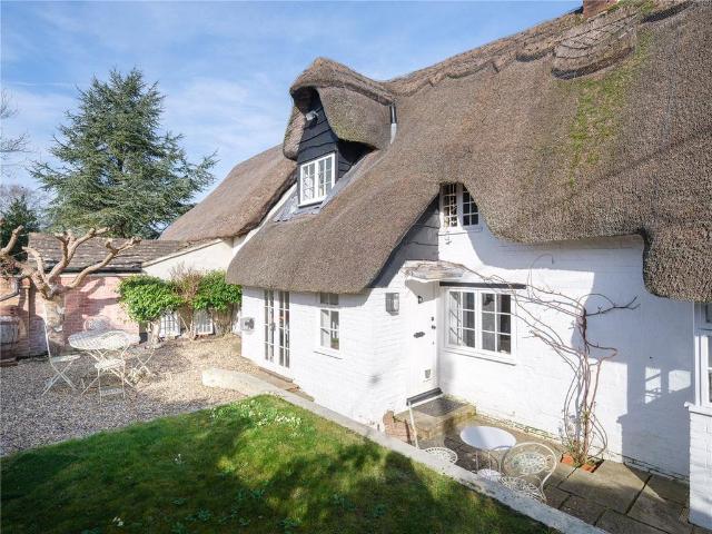 House for sale in Clyffe Pypard, Wiltshire