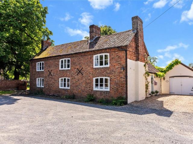 House for sale in Uckinghall, Forthampton