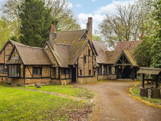 House for sale in Forge Wood, Glynde