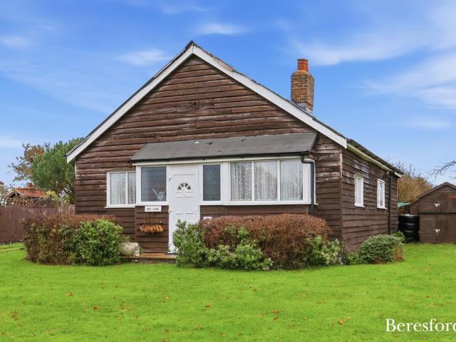 House for sale in Ramsden Crays, Crays Hill