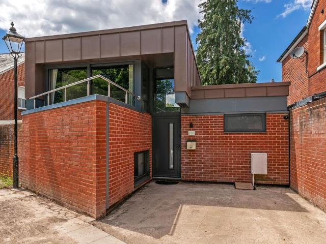 House for sale in Hampshire